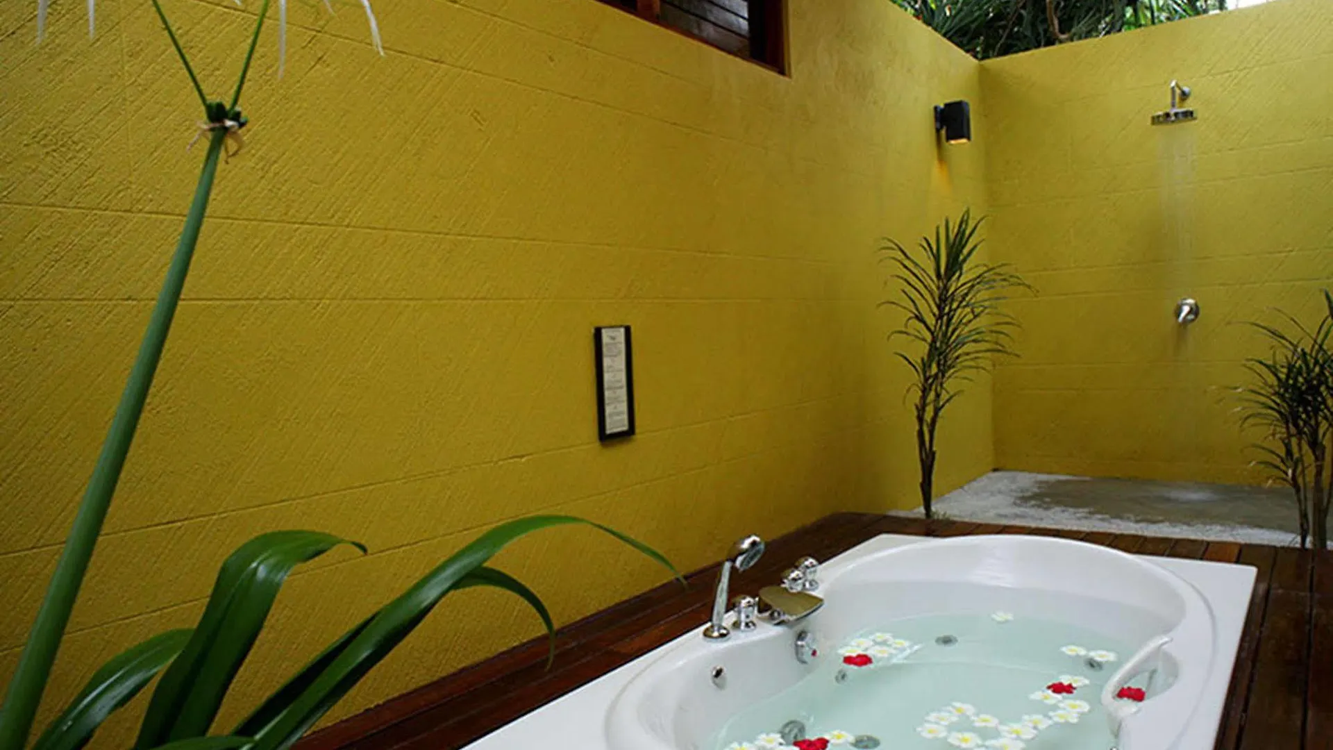 Chongfah Resort Khao Lak - Sha Extra Plus