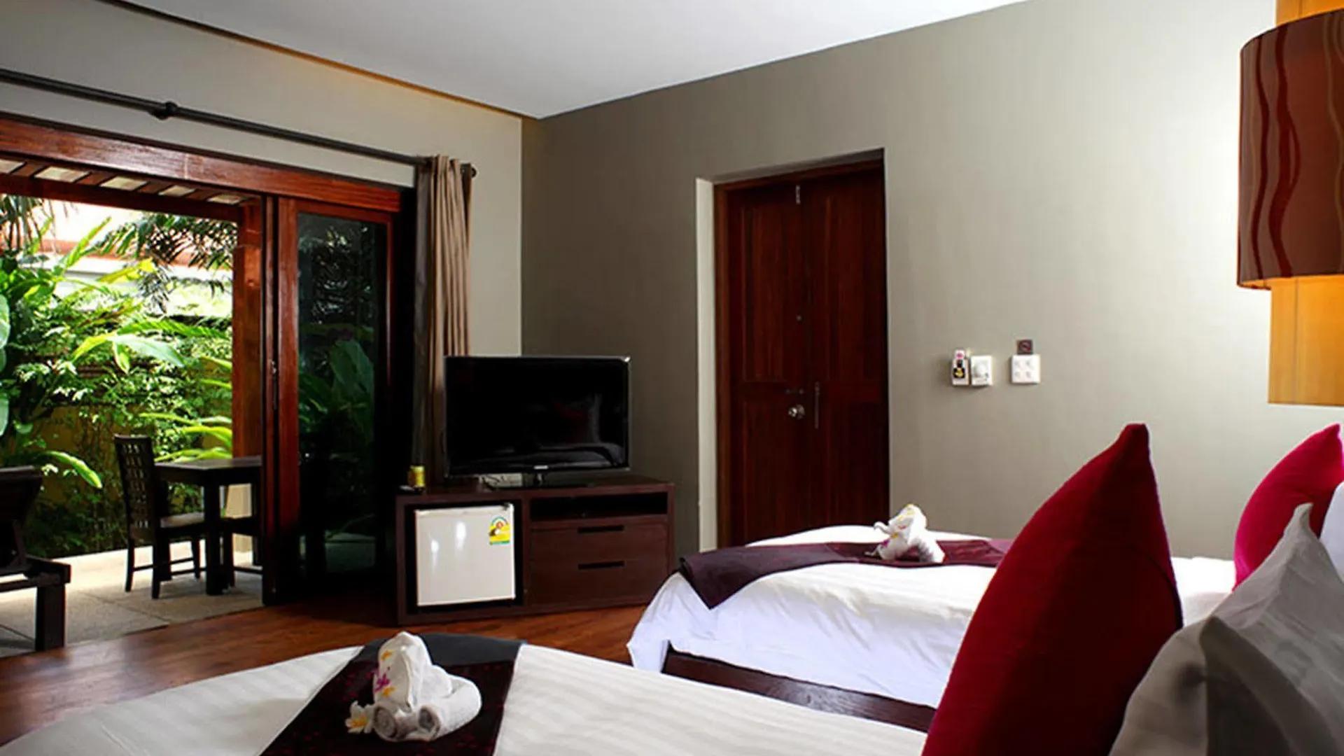 Chongfah Beach Resort Khaolak - SHA Extra Plus Khao Lak
